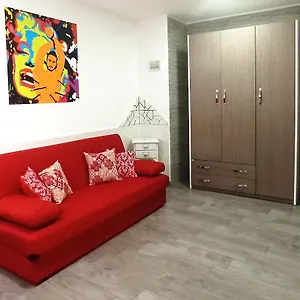 Pop Chiaia Naples